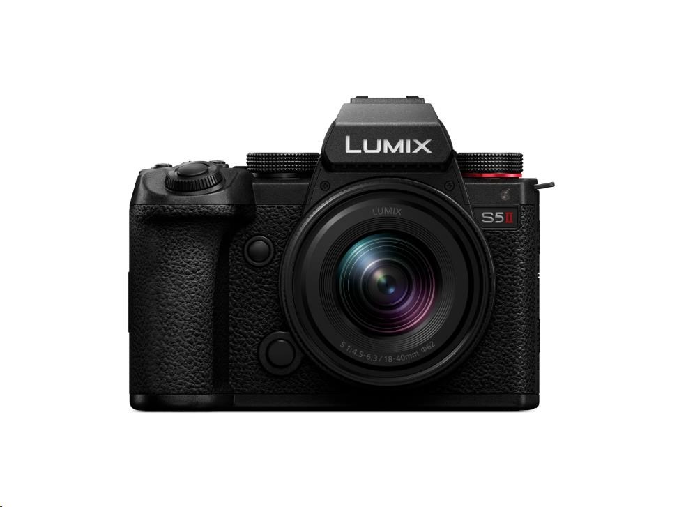 Panasonic Lumix S5 II + Lumix S 18-40mm