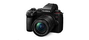 Panasonic Lumix G9 II Body + LUMIX G VARIO 12-60mm / F3.5-5.6 ASPH Panasonic Lumix G9 II Body + LUMIX G VARIO 12-60mm / F3.5-5.6 ASPH