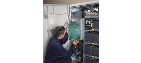 APC Easy Start-Up Service 5X8 for (1) Easy UPS 3S 40kVA UPS APC Easy Start-Up Service 5X8 for (1) Easy UPS 3S 40kVA UPS