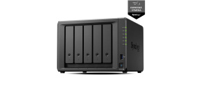 Synology DS1525+ DiskStation (4C/RyzenV1500B/2,2GHz/8GBRAM/5xSATA/2xM.2/2xUSB3.2/2x2,5GbE/1xPCIe/1xUSB-C) Synology DS1525+ DiskStation (4C/RyzenV1500B/2,2GHz/8GBRAM/5xSATA/2xM.2/2xUSB3.2/2x2,5GbE/1xPCIe/1xUSB-C)